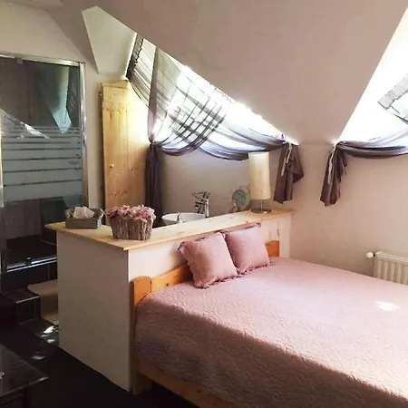 Gasthof Vica Apartman